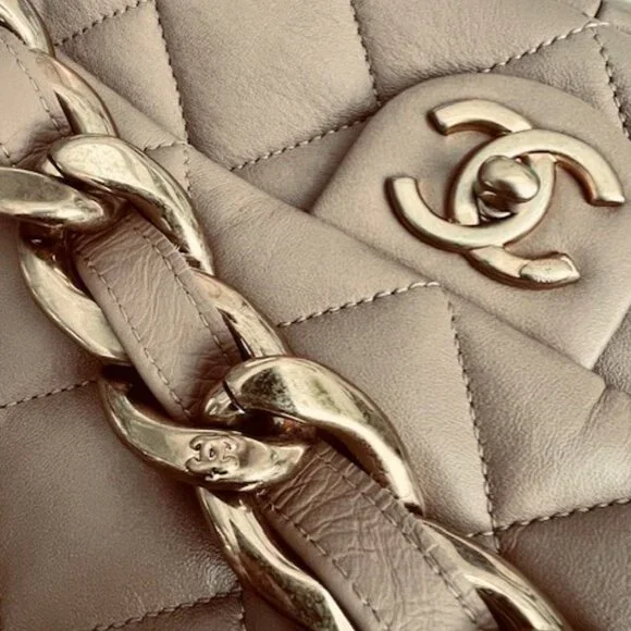 Chanel Funky Town Flap bag - Picture 13 of 16